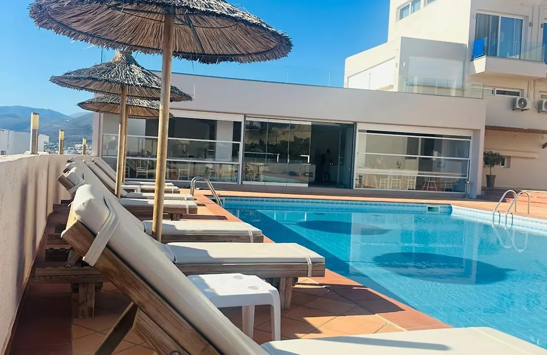 Saradari Beach Hotel - Adults Only-1